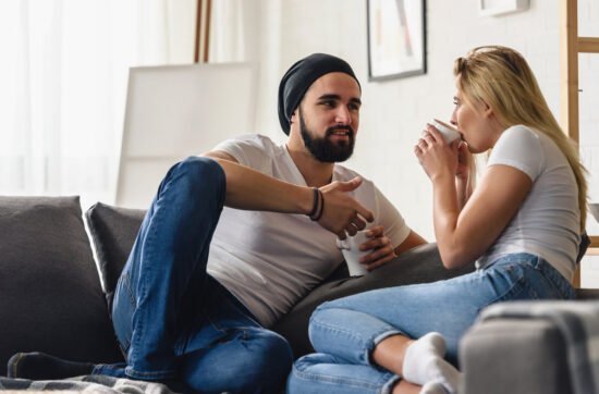 Setting the Bar: How to Communicate Your Boundaries in a New Relationship